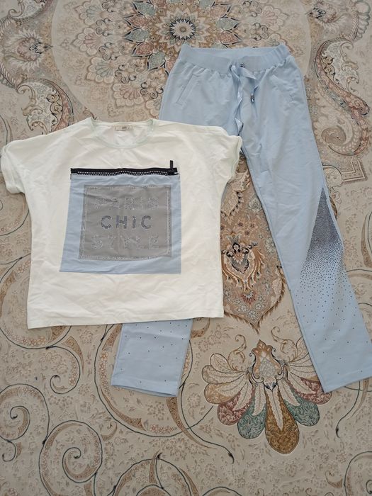 Спортивный костюм