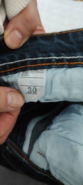 Продам новые джинсы