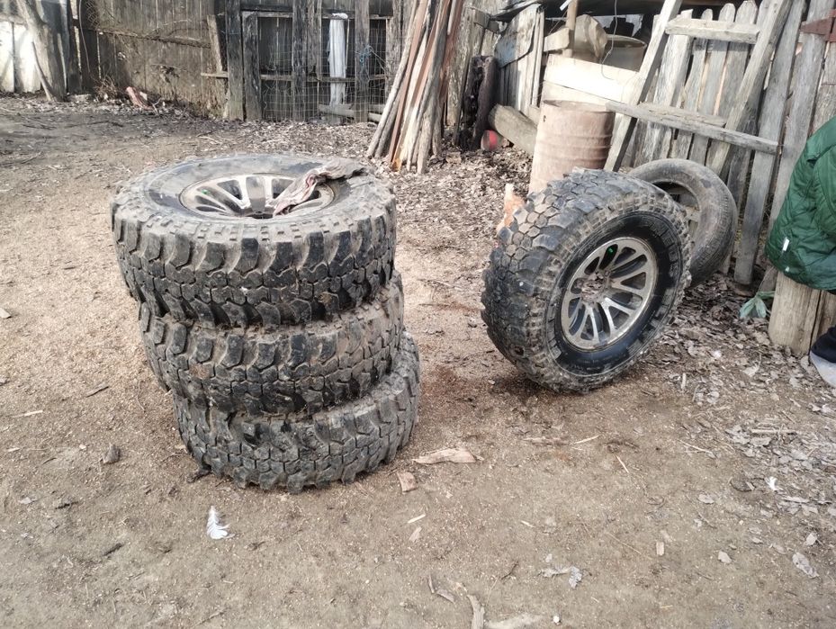 Vand roti de off roud, mai multe informații in privat