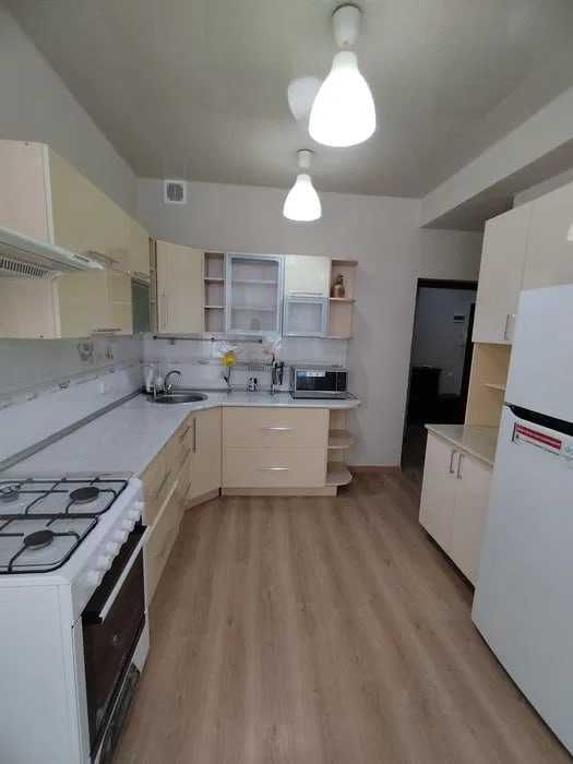 Сдаётся квартира 3/8/9 на ор-р Мирабадский Шох Мед Центр