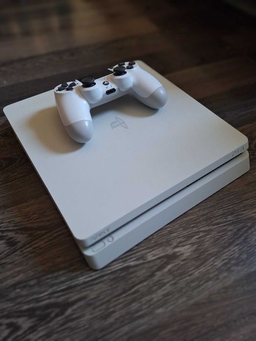 Playstation 4 Slim 1TB Modat + Multe jocuri