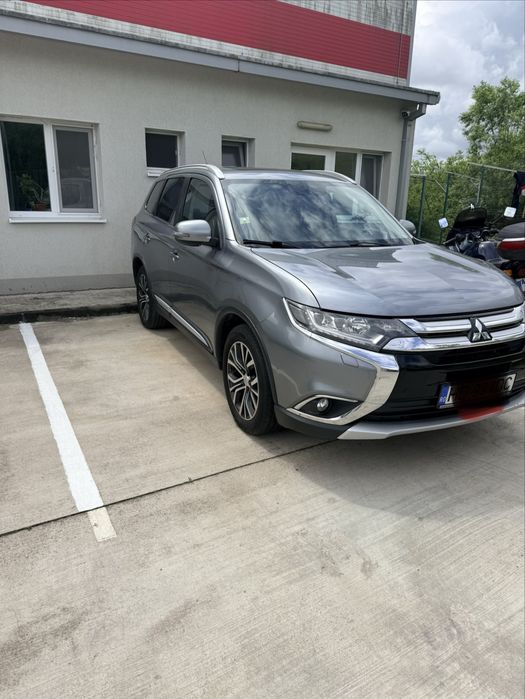 MITSUBISHI Outlander 2016 — imagine 2