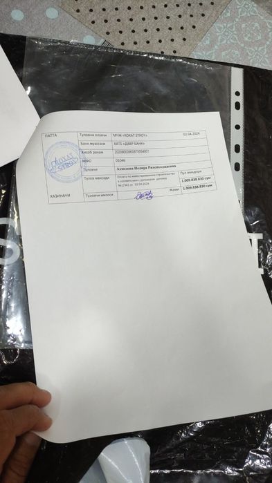 Новостройка уй сотилади. Алгаритм31кв. 113кв+80кв терасса 130000$ дог.