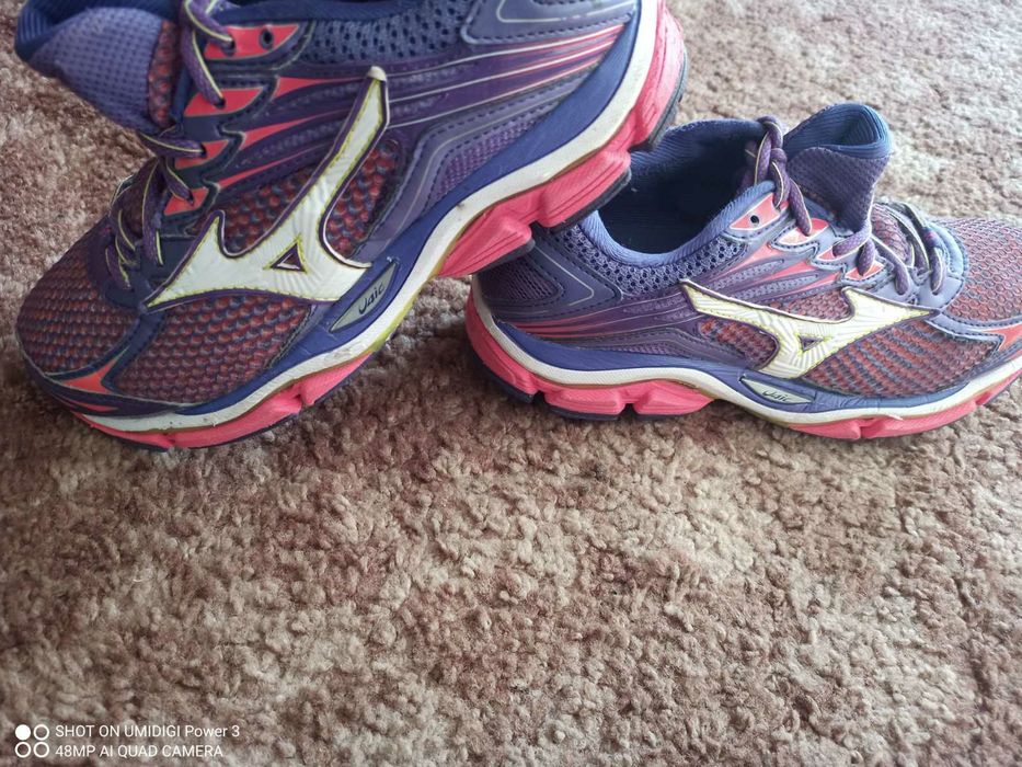 Mizuno-маратонки 38 номер-Виетнам