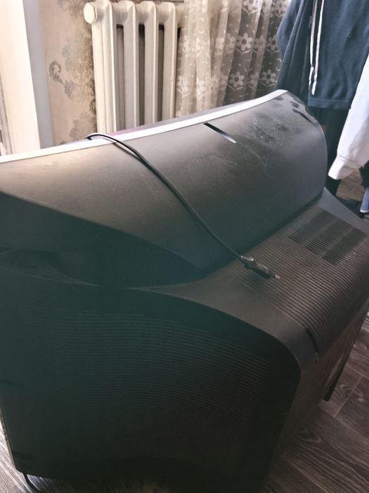 Отдам телевизор samsung