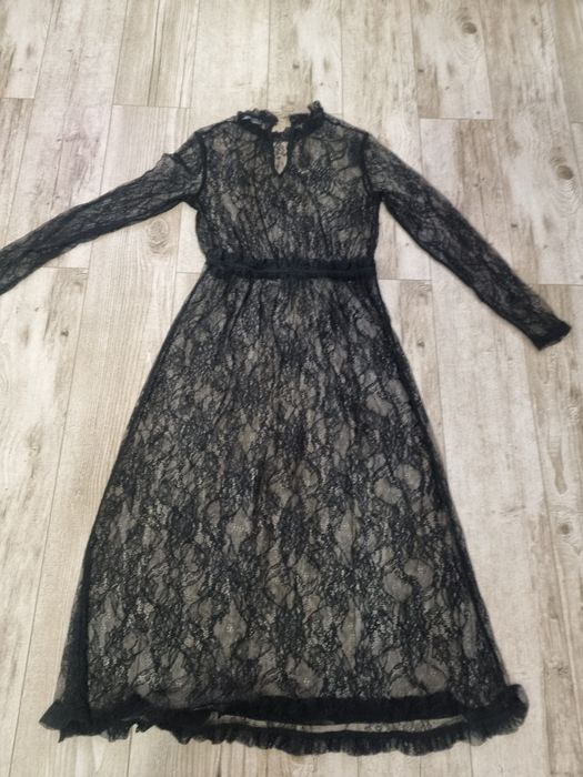 Vand rochie dantela reserved YFL