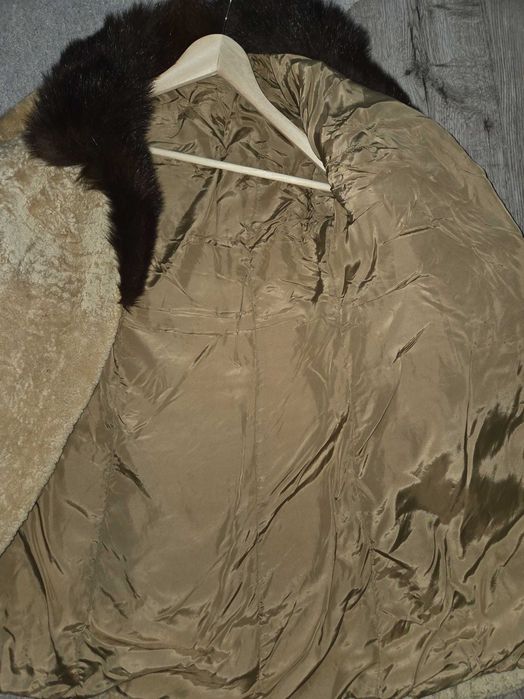 Палто от овча кожа и яка лисица.Ново