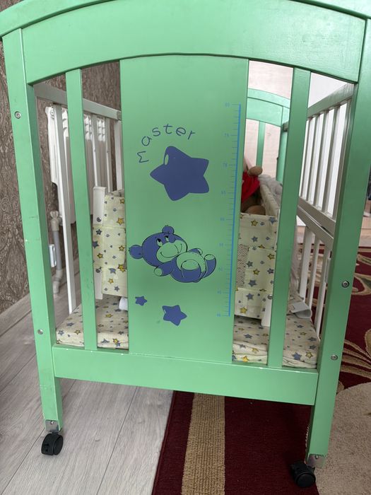 Детский кровать