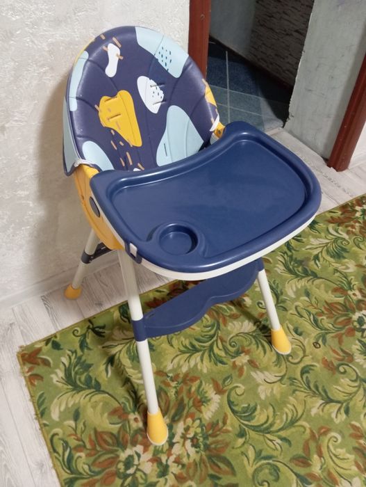 Столик для кормления.