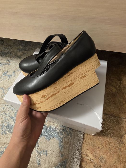 Rockinghorse type Vivienne Westwood