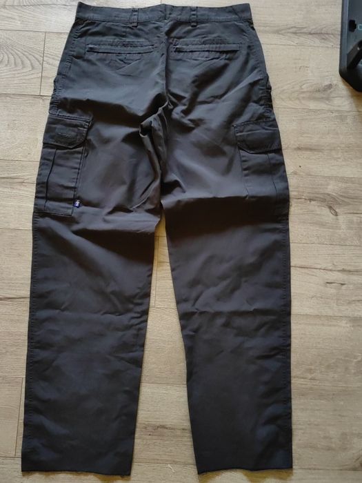 Pantaloni FjallRaven mărime 46 și rucsac greenland