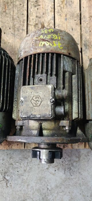 Motor electric trifazat cu flansa, 7.5kW 1500rpm, 220/380V