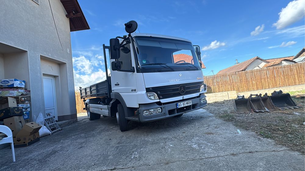 Mercedes Atego 816,an 2007,cu basculare trilaterala,