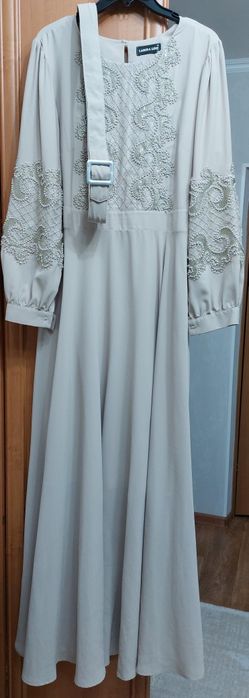 Вечернее платье в отличном состояний