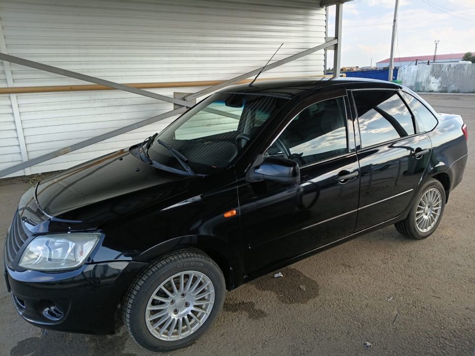 Продам авто Лада Гранта