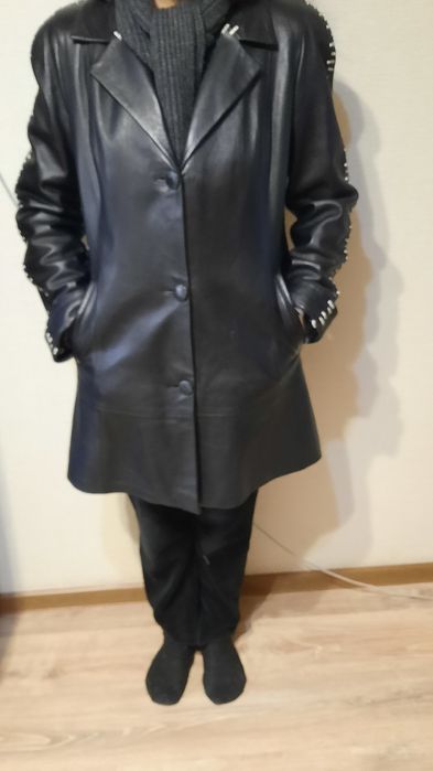 Женская кожаная куртка