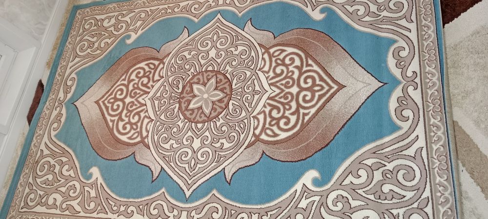 Продам ковер 2*3