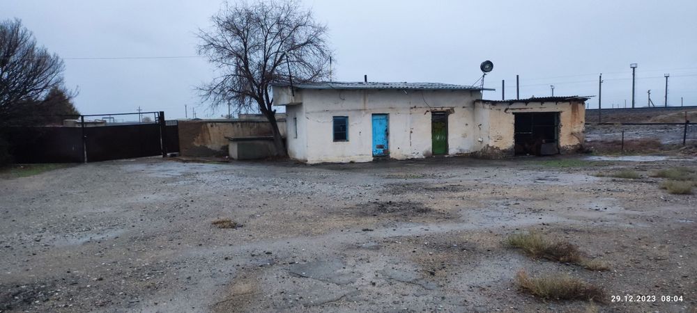 Темир йули бор база сотаман срочно