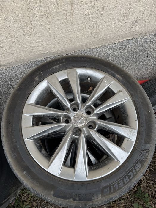 R18 lexus ls460