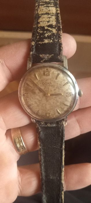 Vand ceas doxa mai multe detali inprivat