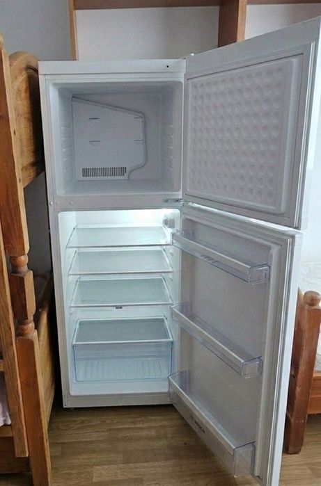 Frigider in stare buna.