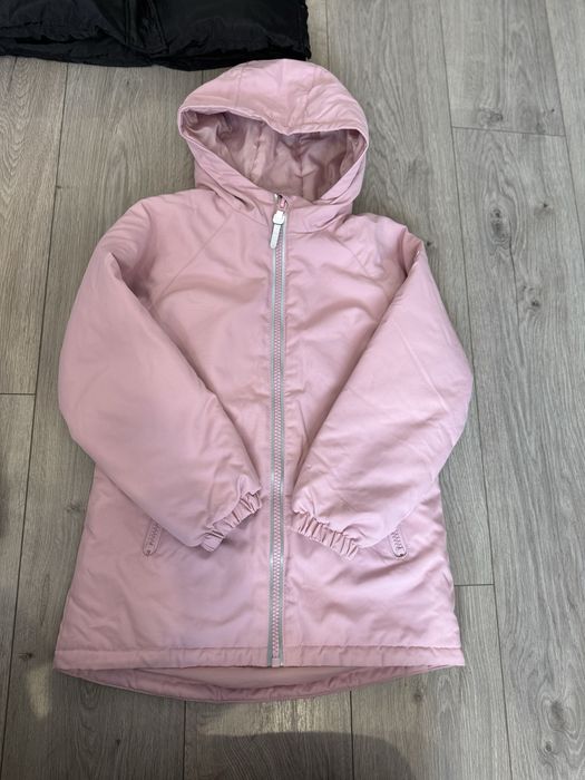 Продам куртки,  на девочку за все 5000 тенге