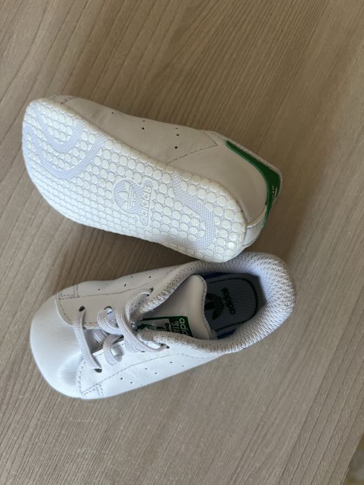 Продам детские вещи