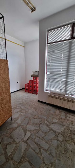 ТО-79-Продава се кафе - аперитив и магазин в квартал 'Варош'