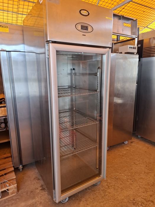 Frigider inox cu geam