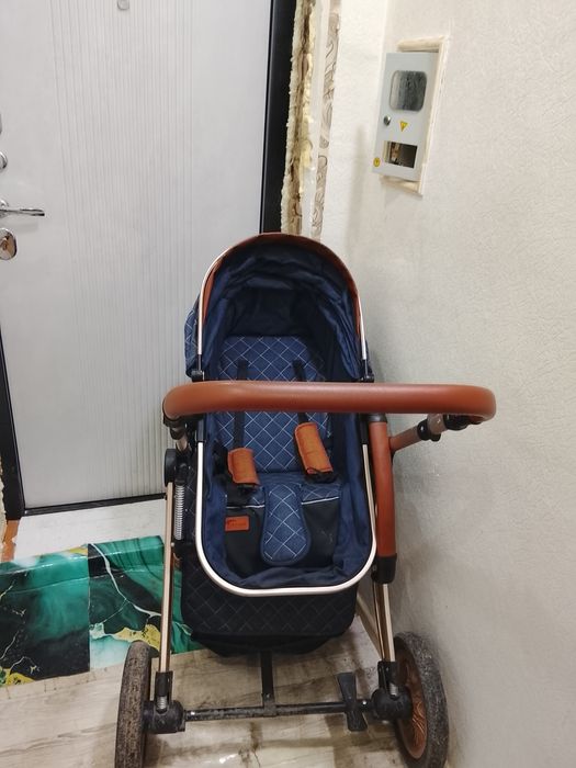 Коляска в отличном состоянии