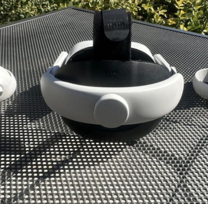 Meta Oculus Quest 2 VR – 2 controllere – Stare bună