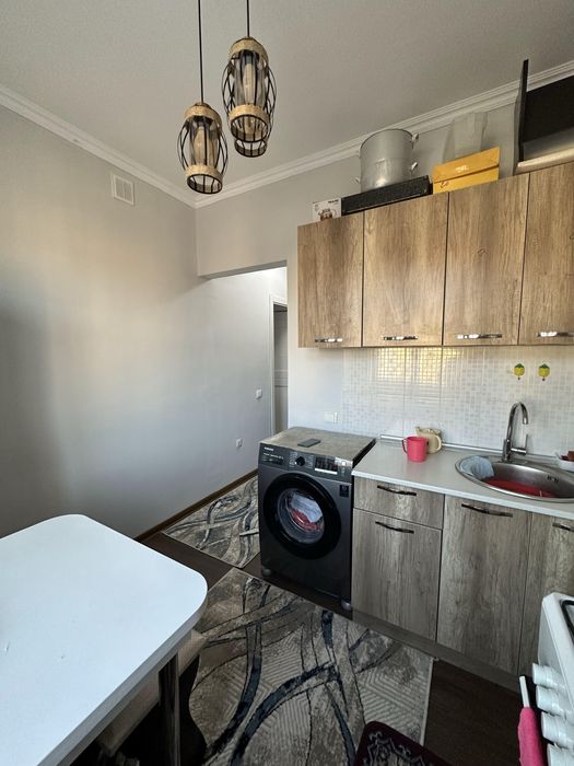 27 мкр хамме условия менен  1 комнаталы квартира сатылады