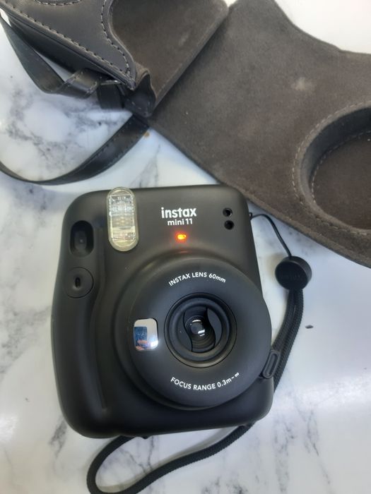 Instax 11 mini фотоаппарат