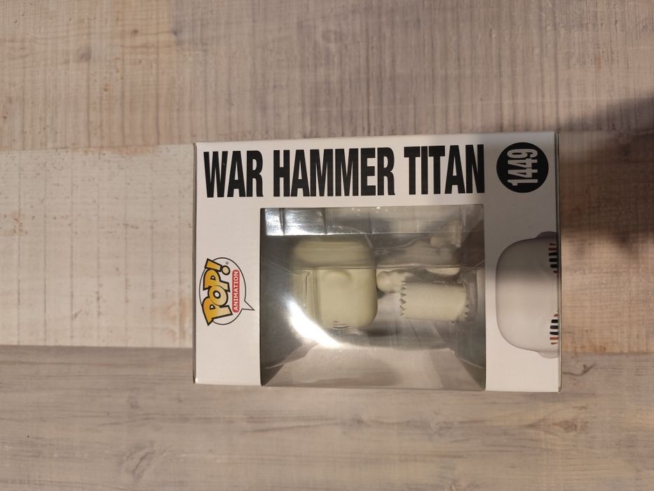 Funko pop фигурка на war hammer titan