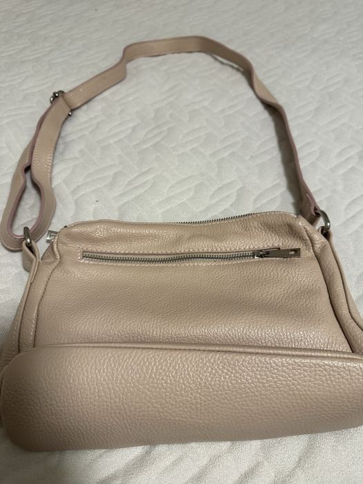 Дамска чанта естествена кожа с дълга дръжка