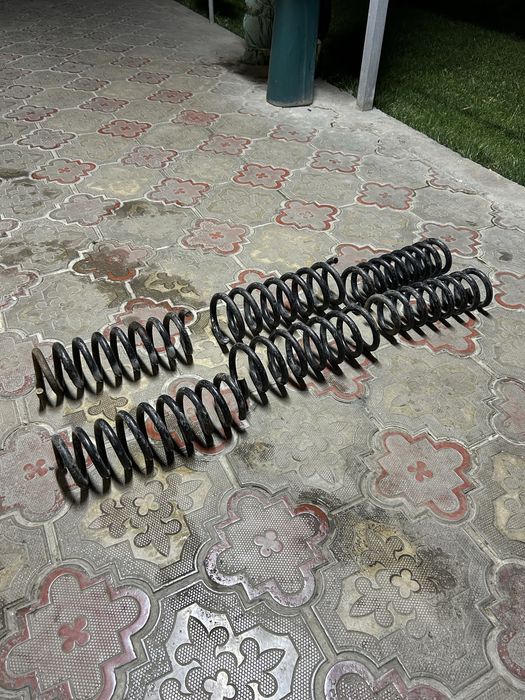 Пружина на мерседес W210