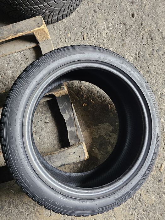 2 anvelope iarna 235 45 18 Hankook 2021