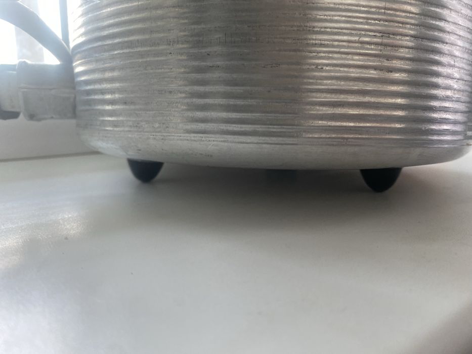 Продам электрический чайник