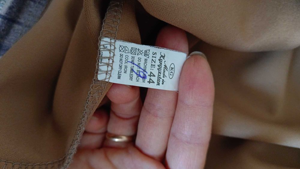 Платье в клетку (размер 44)