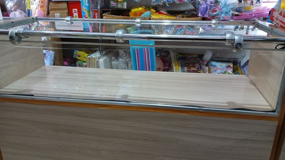 Витрины торговые