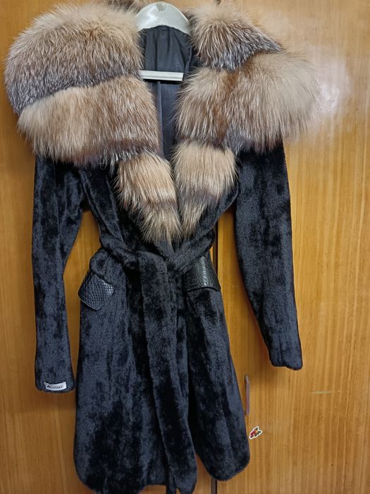 Палто алкантара с лисица естествен косъм