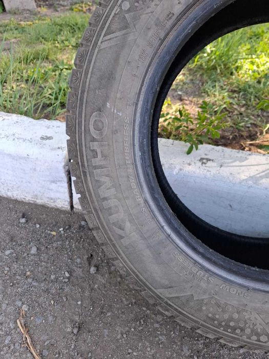 Продаю зимние шины