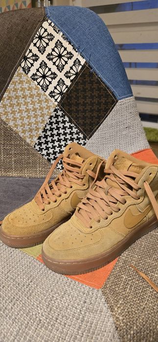 Nike Air Force 1 Mid bej, piele întoarsă, mărime 36.5