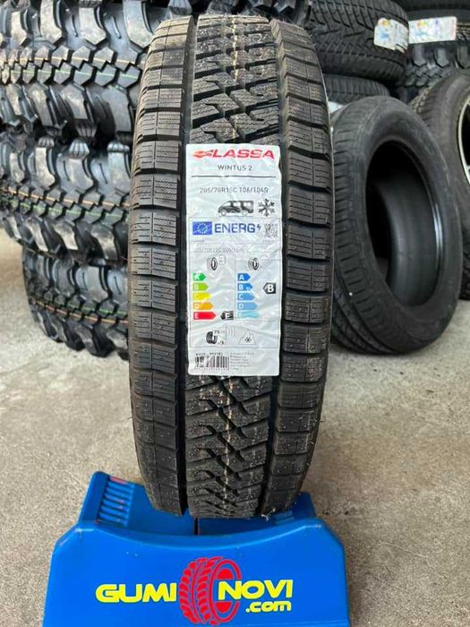 Нови Зимни бусови гуми Lassa Wintus 2