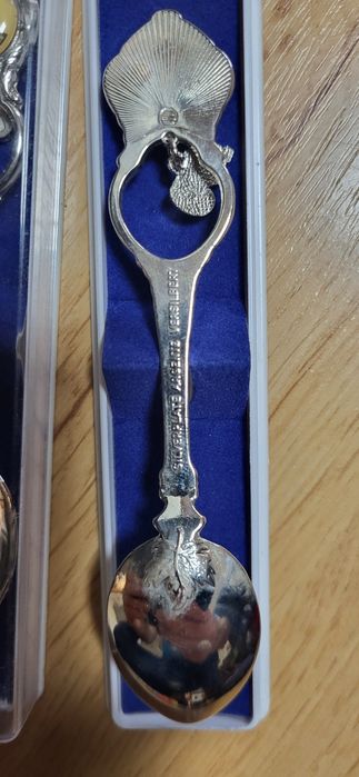 Сребърни лъжички за колекция