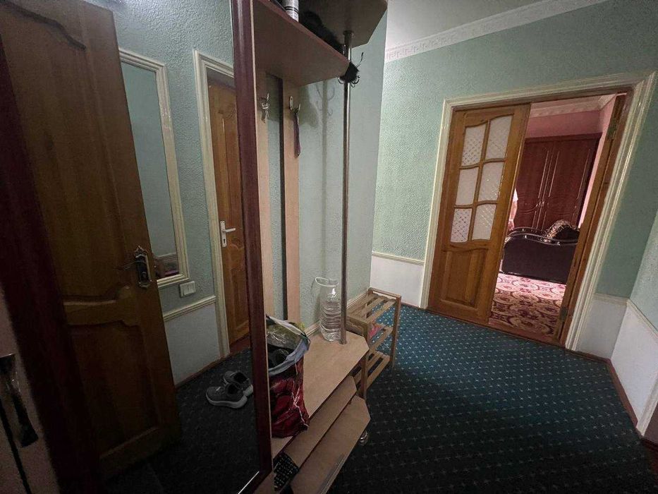 Аренда 3х комнатная квартира позади кафе Эмират