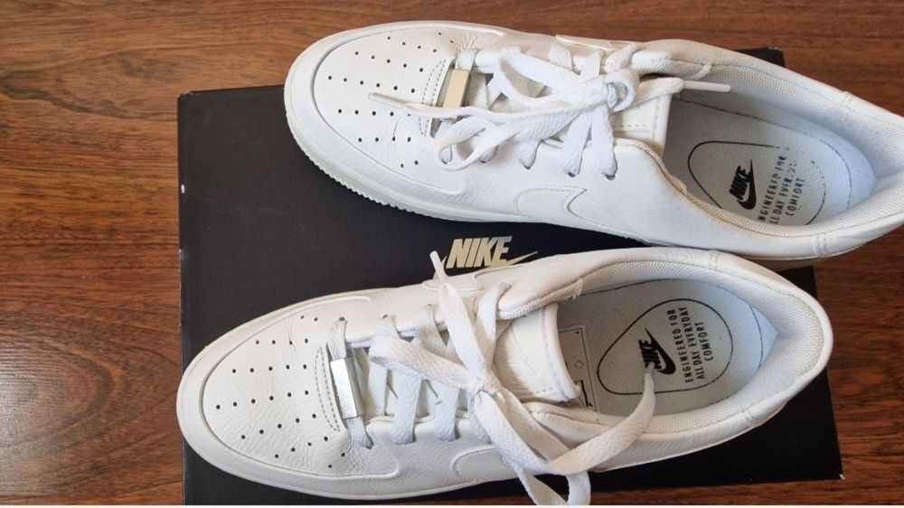Дамски маратонки Nike air force