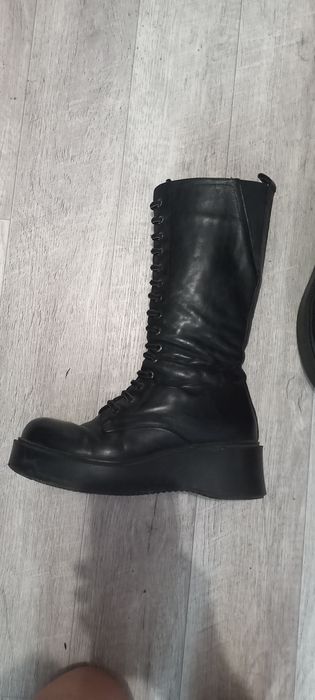 Продам женские зимние сапоги
