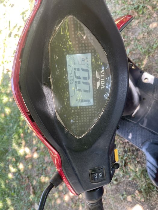Triciclu electric VTA pentru persoane – doar 74 km