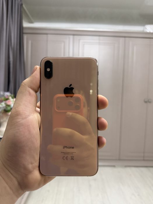 Продам iPhone XS Max 64GB